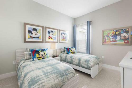 3 Br 3 Ba Luxury Villa 5 Min To Disneyworld Bbq