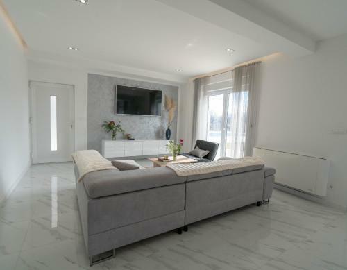 Villa Lukrecia, Luxury Villa In Imotski-makarska