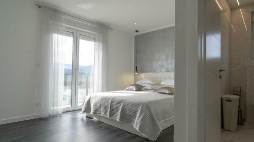 Villa Lukrecia, Luxury Villa In Imotski-makarska
