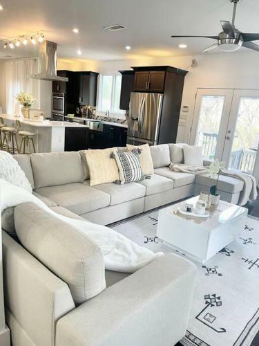 Villa Luxurious Home In North Buckhead Close To Downtown