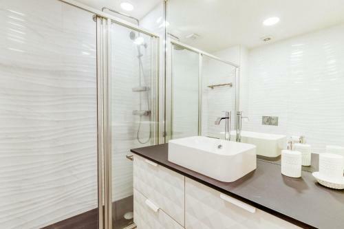 Rym Apartment - Madalenas