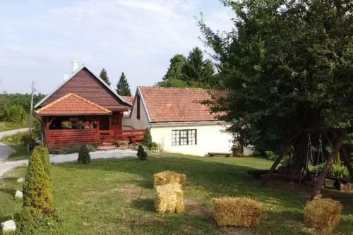 Child Friendly Rural House Jeka