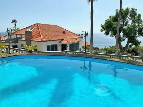 Pool Villa With Bay View