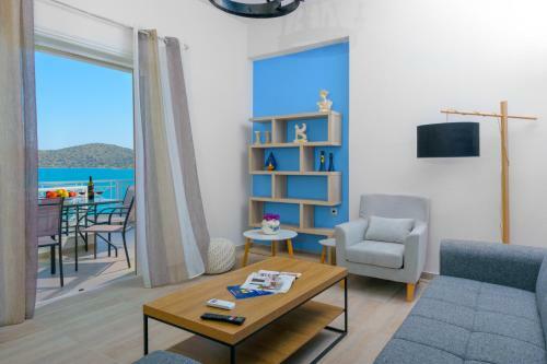 Margarita's Seafront Luxury Apartment