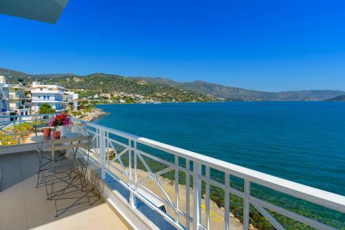 Margarita's Seafront Luxury Apartment