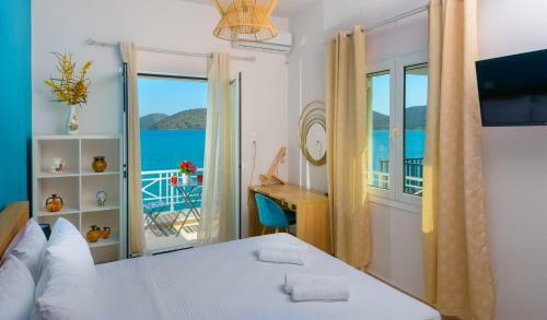 Margarita's Seafront Luxury Apartment