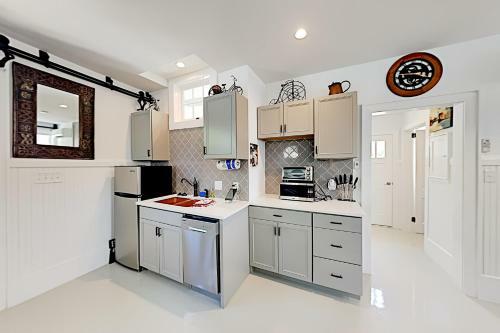 Drayton Place Annex 1