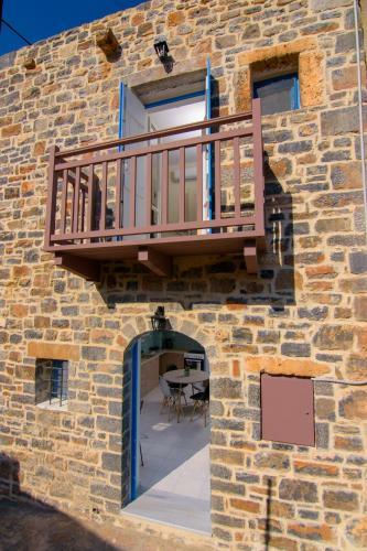 Lilas Traditional Maisonette