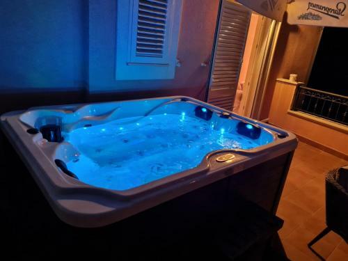 Hostal San Mihael Luxury Rooms