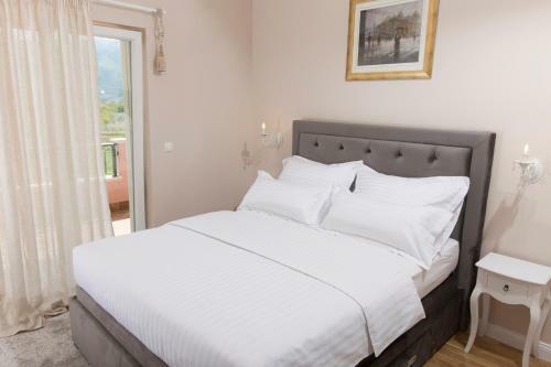 Hostal San Mihael Luxury Rooms