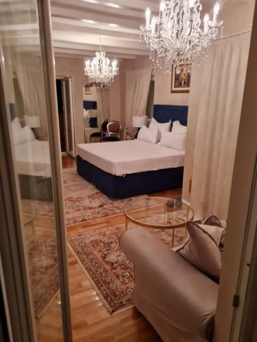 Hostal San Mihael Luxury Rooms