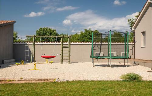 Two-bedroom Holiday Home In Filipana