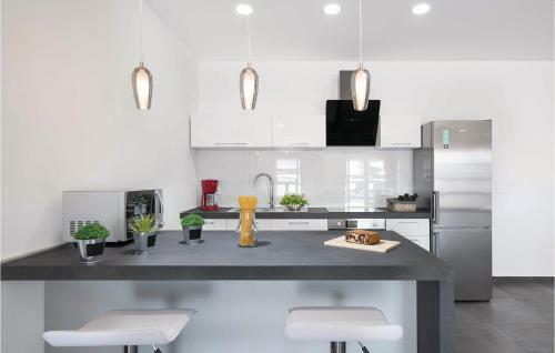 Two-bedroom Holiday Home In Filipana