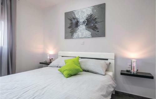 Two-bedroom Holiday Home In Filipana