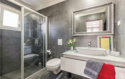 Two-bedroom Holiday Home In Filipana