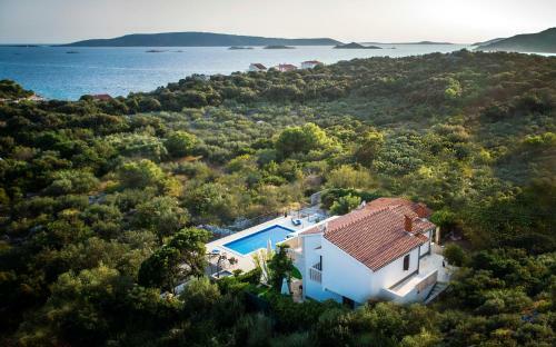 Villa Nela