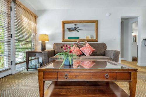 Aina Nalu By Coldwell Banker Island Vacations