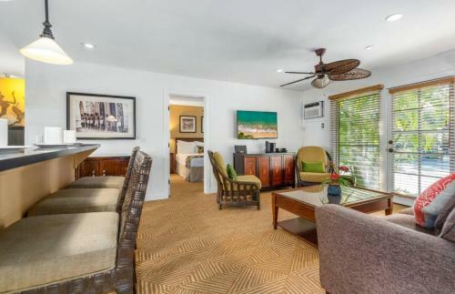 Aina Nalu By Coldwell Banker Island Vacations