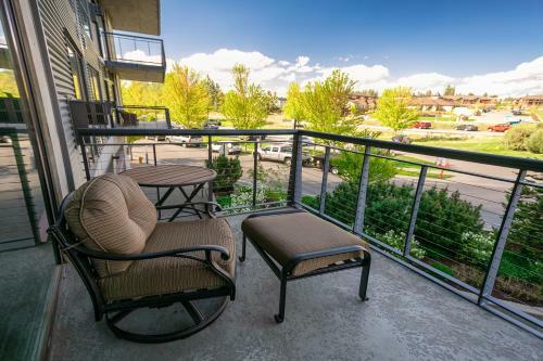Apartamento Luxury River Retreat~modern Riverstone Condo!