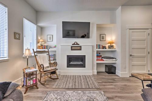 Well-appointed Boise Townhome With Rooftop Deck