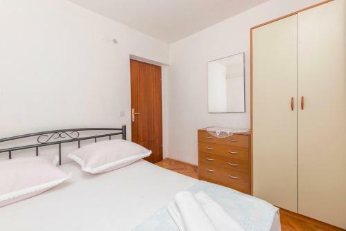 Apartments Dragica