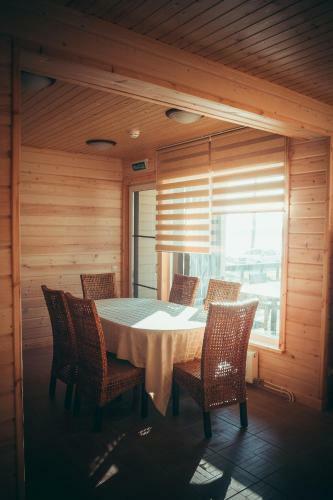 Hostal Okunevaya Holiday Park