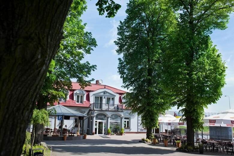 Hotel Dom Nad Rzek?