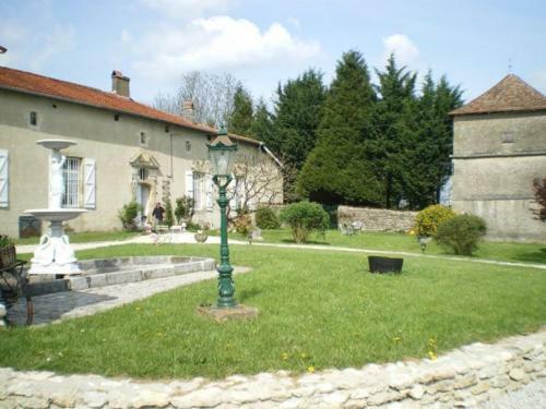 Bed & Breakfast Gite Le Ch�teau De Mouzay