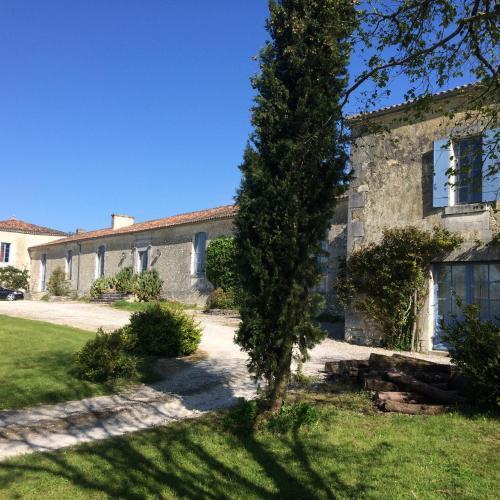 Bed & Breakfast Chambres D'h�tes Logis De L'astr�e