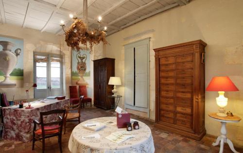 Bed & Breakfast Chambres D'h�tes Logis De L'astr�e