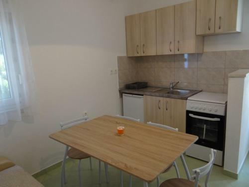Apartments Zdrave