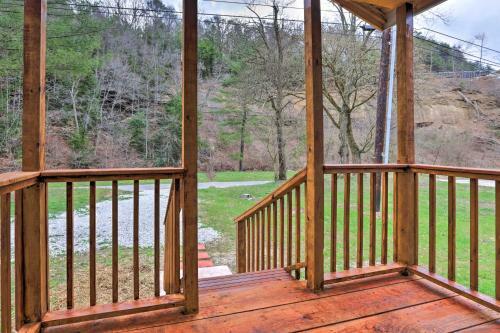 Beattyville Cabin About 24 Mi To Red River Gorge!