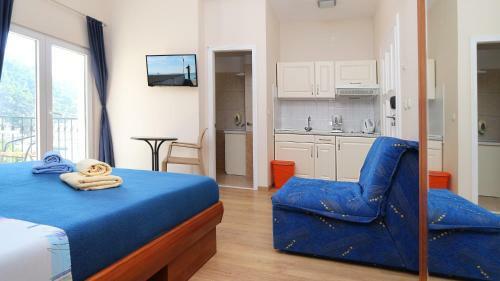 Apartments On The Beach-drvenik