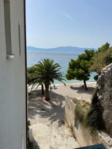 Apartments On The Beach-drvenik