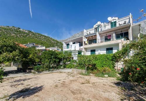 Apartments Zoran