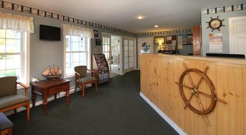 Hotel Nautical Mile Resort