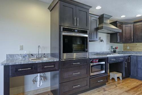 Curb-free Chalet