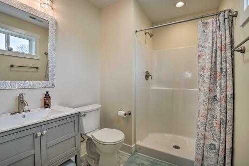 Peaceful Home With Patio Less Than 2 Mi To Natl Park!