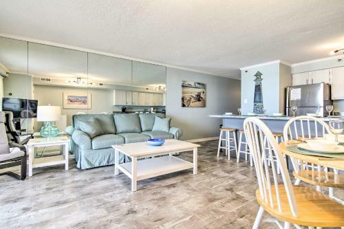 Apartamento Chic Oceanfront Condo Less Than Half Mi To Boardwalk!