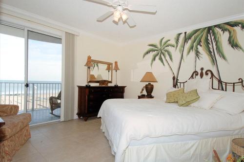 Ocean's Edge 302