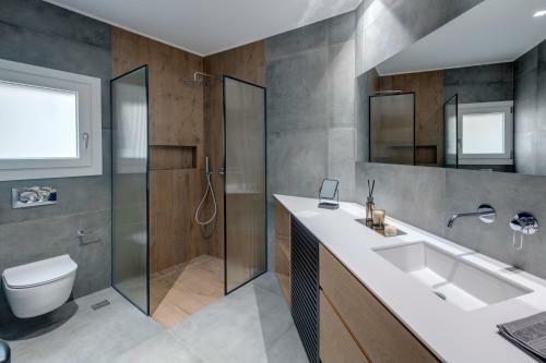 Argento Urban Apartment (sphere)