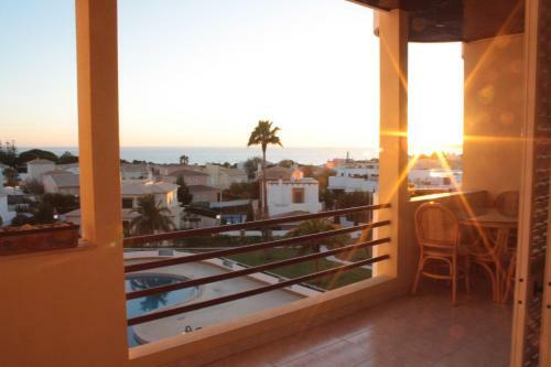 Apartamento Beco Do Barlavento, Bloco C1, 2� B, Praia Da Gal�, Guia
