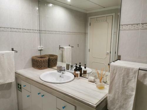 Apartamento T2 Palmeira Gal�