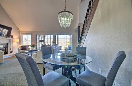 Osage Beach Hideaway With 3 Decks And Fireplace!