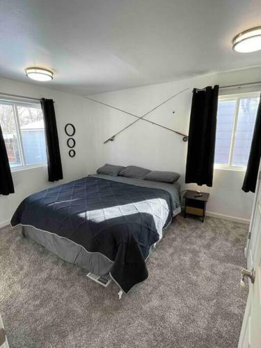 Centrally Located 2 Bedroom, 1 Bath Home.