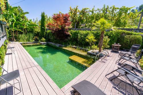 Gondomar - Moradia V3 Com Piscina - Guimar�es