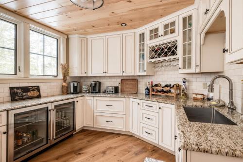 Lake Winnipesaukee - Waterfront - 527