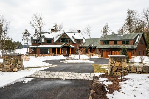 Lake Winnipesaukee - Waterfront - 527