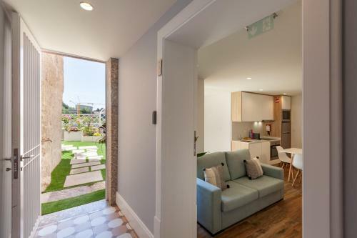 Polery Apartments Center