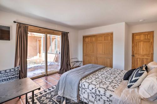 Casa Al Reves Pueblo-style House With Views!